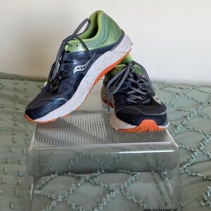 Saucony Guide ISO Sneakers - Dark Gray and Green Sz 9